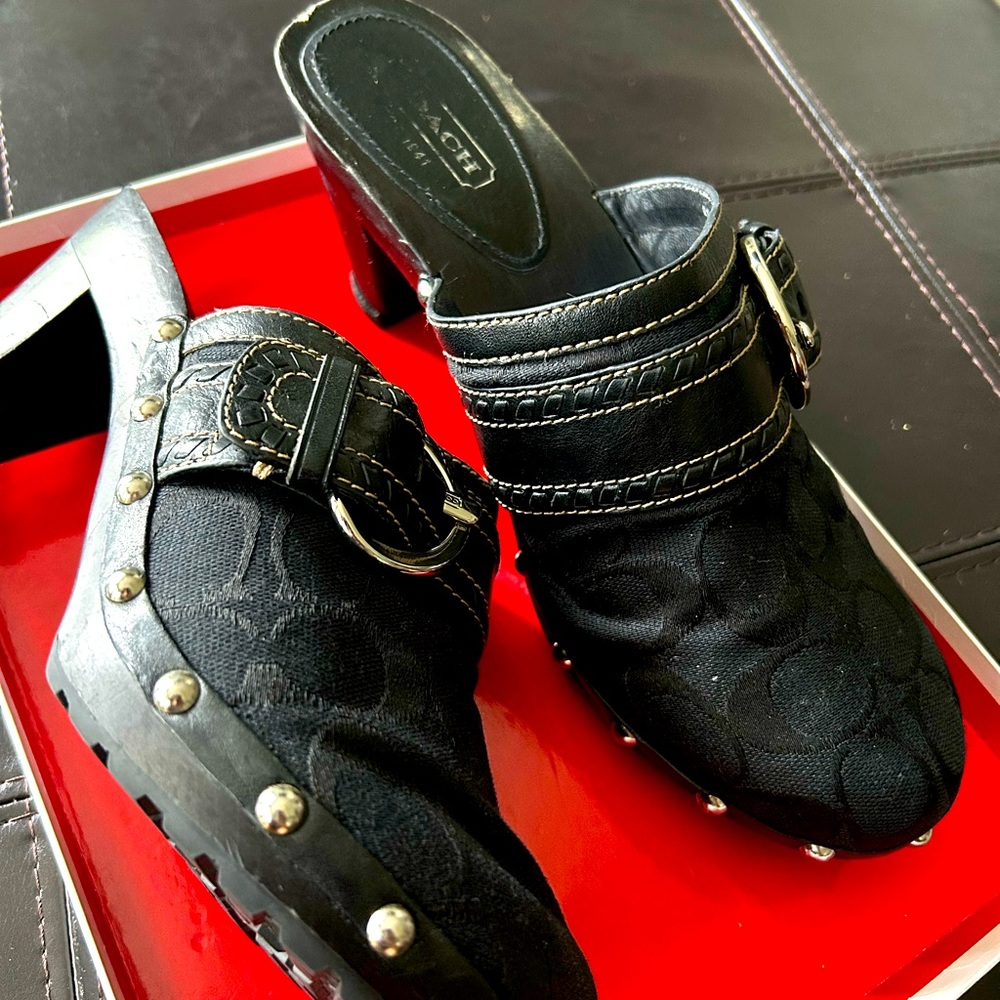 Black Women's Heeled Mules